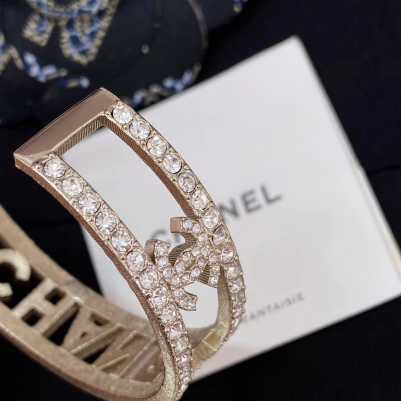 Contemporary Chanel Bracelets 225677