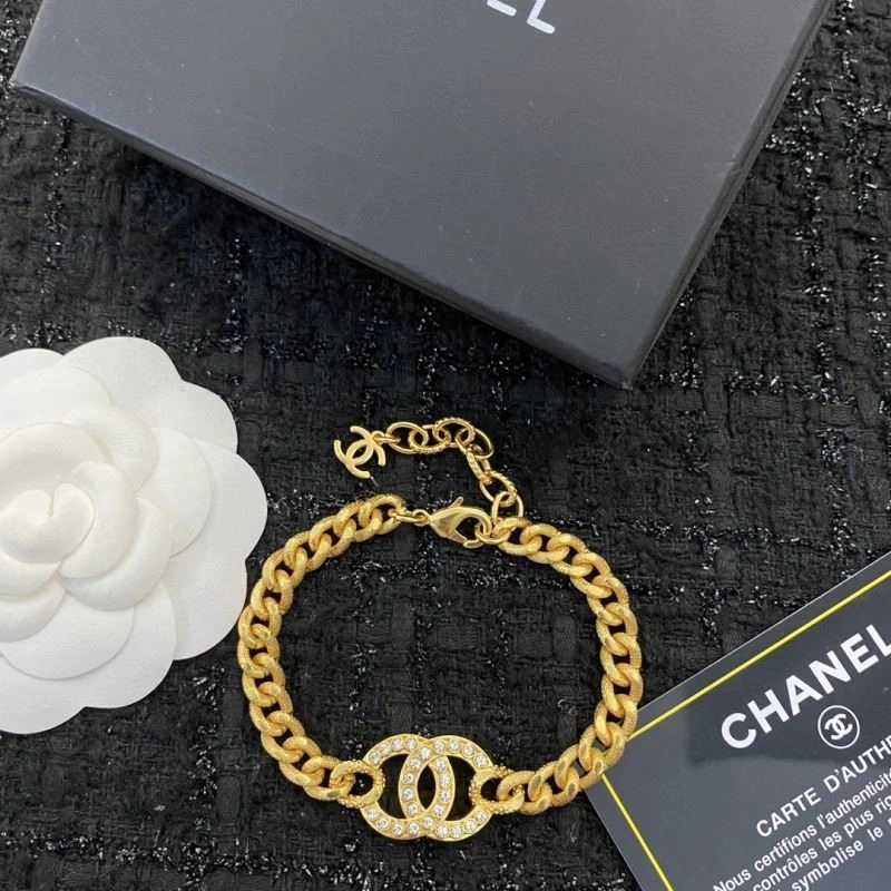 Timeless Chanel Bracelets 225666