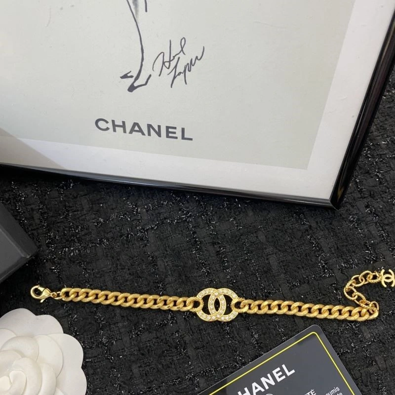 Timeless Chanel Bracelets 225666