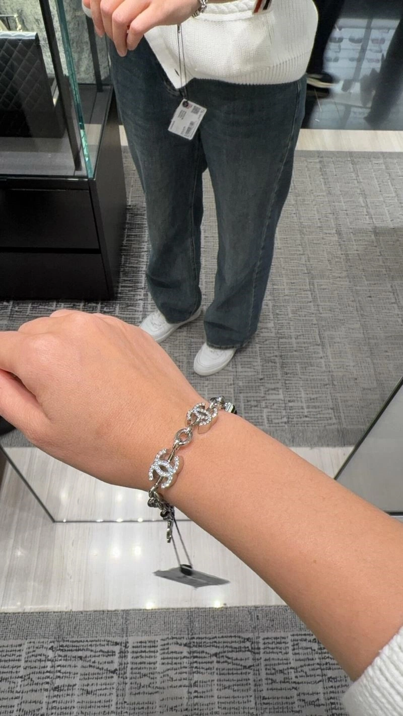 Comfortable Chanel Bracelets 225684