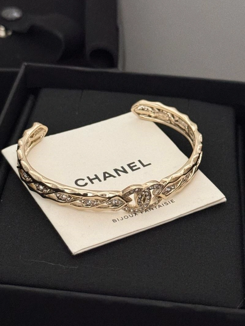 Chanel Bracelets FashionForward 225657
