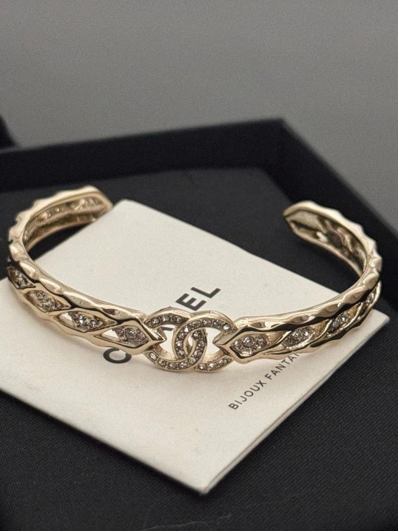 Chanel Bracelets FashionForward 225657