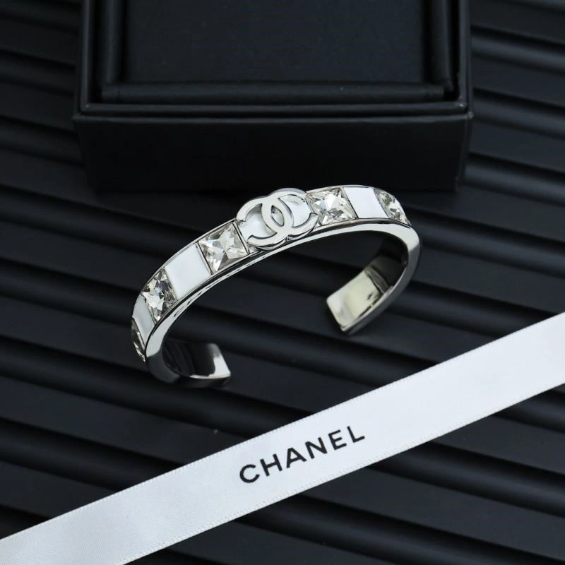 OdorResistant Chanel Bracelets 225651