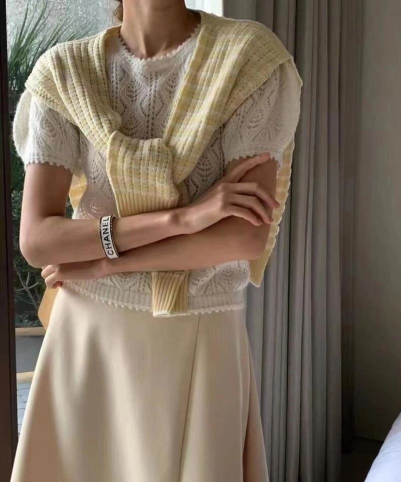 Breathable Chanel Bracelets 225655