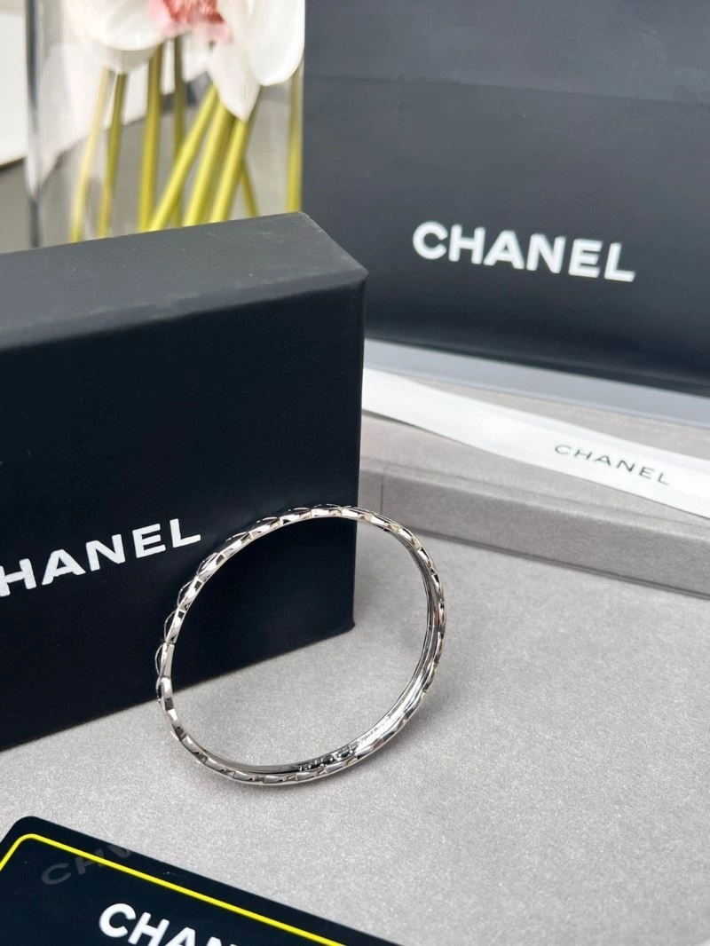 Chanel Bracelets Stylish 224500