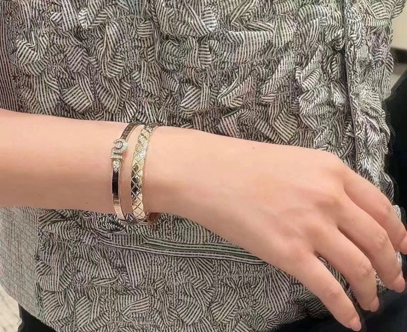 Trendy Chanel Bracelets 224495