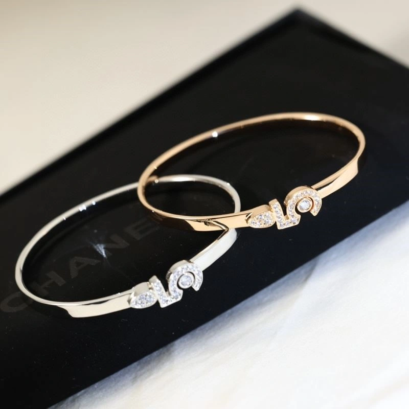 Trendy Chanel Bracelets 224495