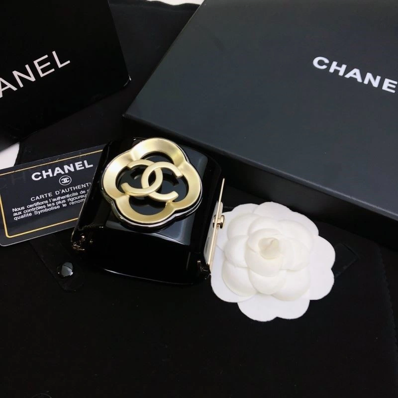 Comfortable Chanel Bracelets 224521