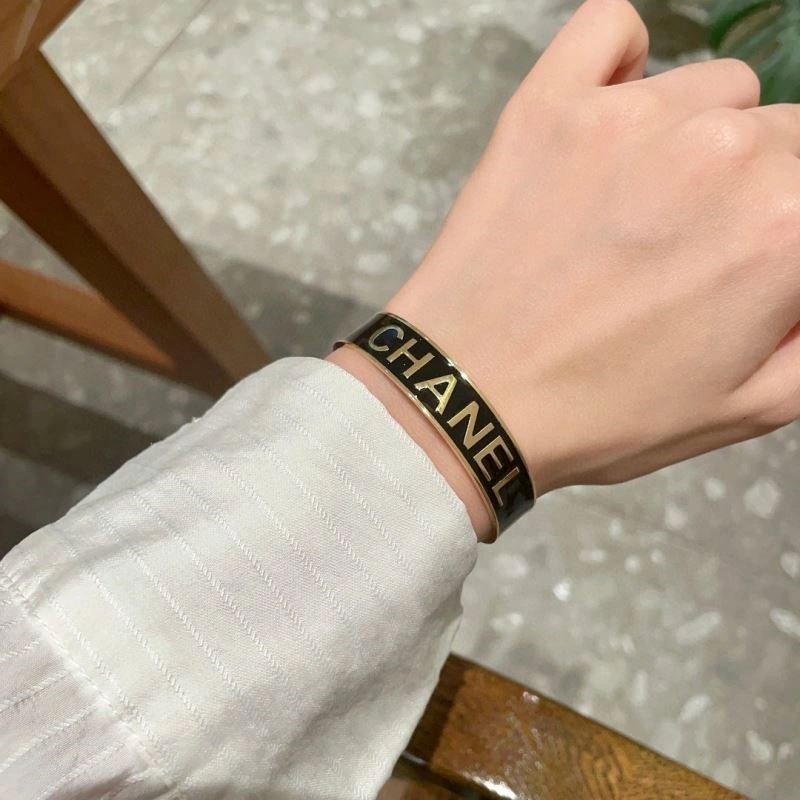 Lightweight Chanel Bracelets 224480