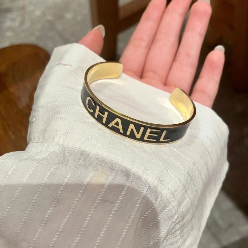 Lightweight Chanel Bracelets 224480
