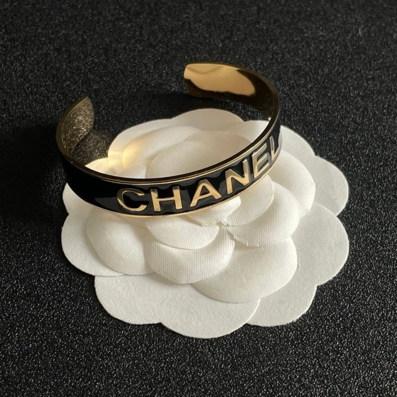 Lightweight Chanel Bracelets 224480
