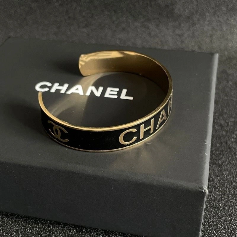 Lightweight Chanel Bracelets 224480