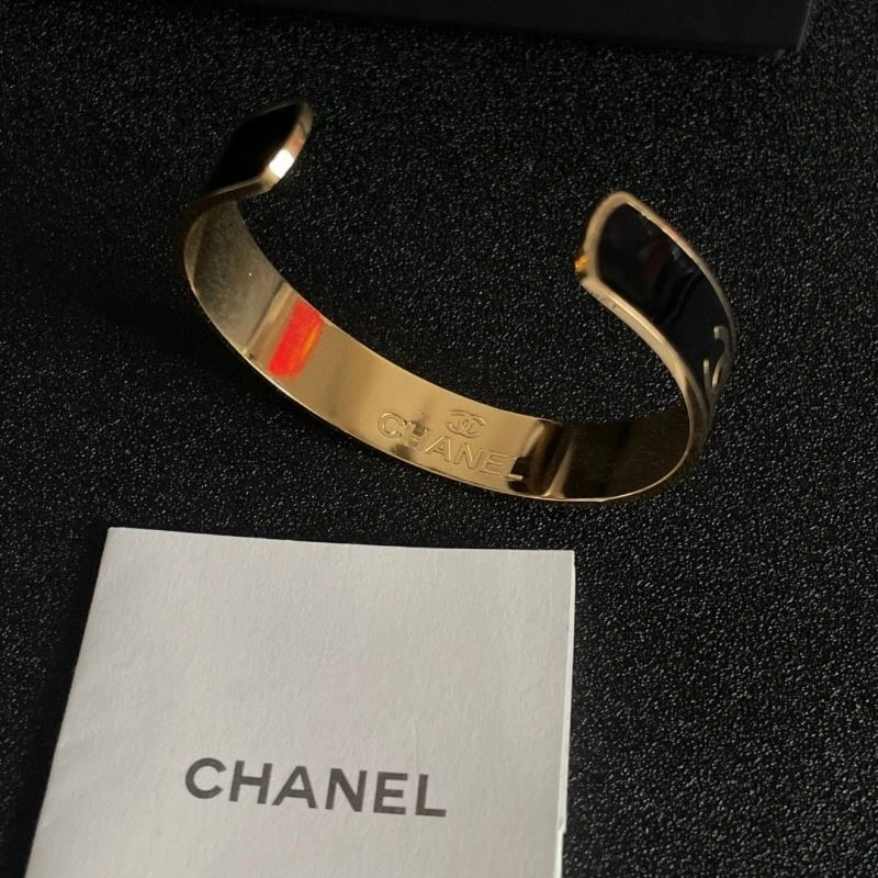Lightweight Chanel Bracelets 224480