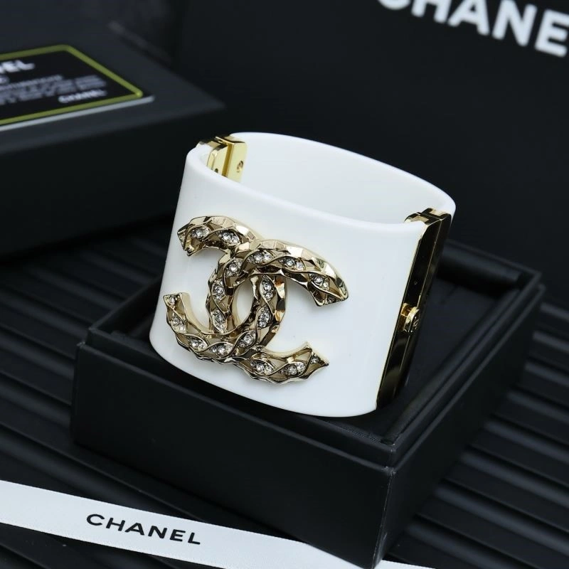 Breathable Chanel Bracelets 224524