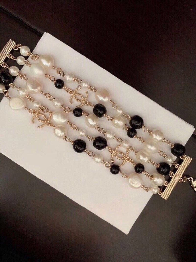 UrbanChic Chanel Bracelets 224476