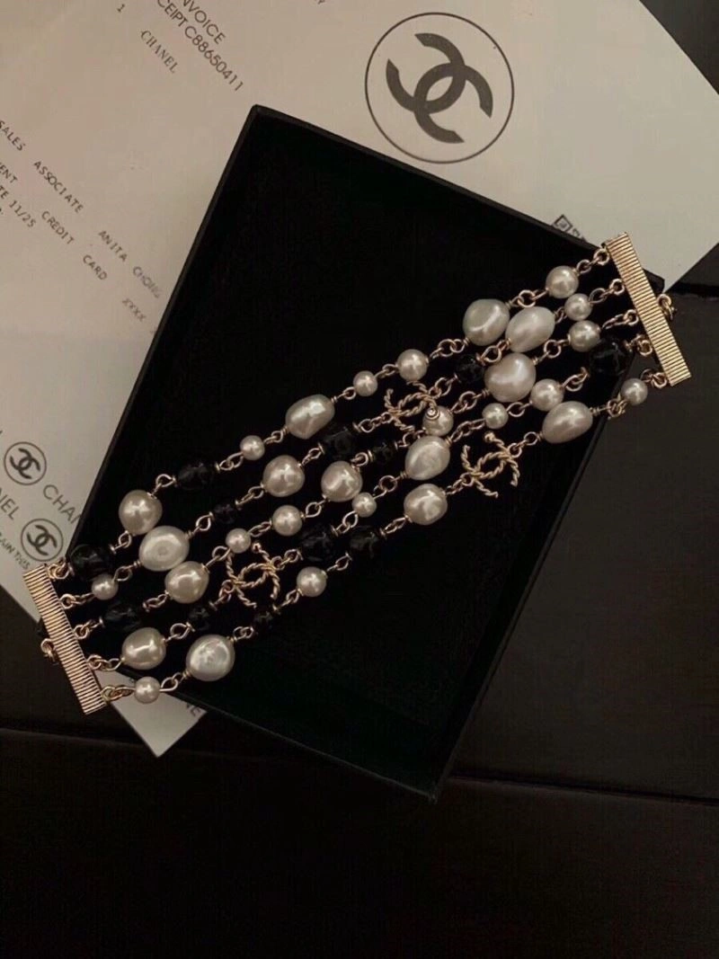 UrbanChic Chanel Bracelets 224476