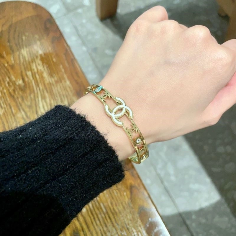 Chanel Bracelets Durable 224463