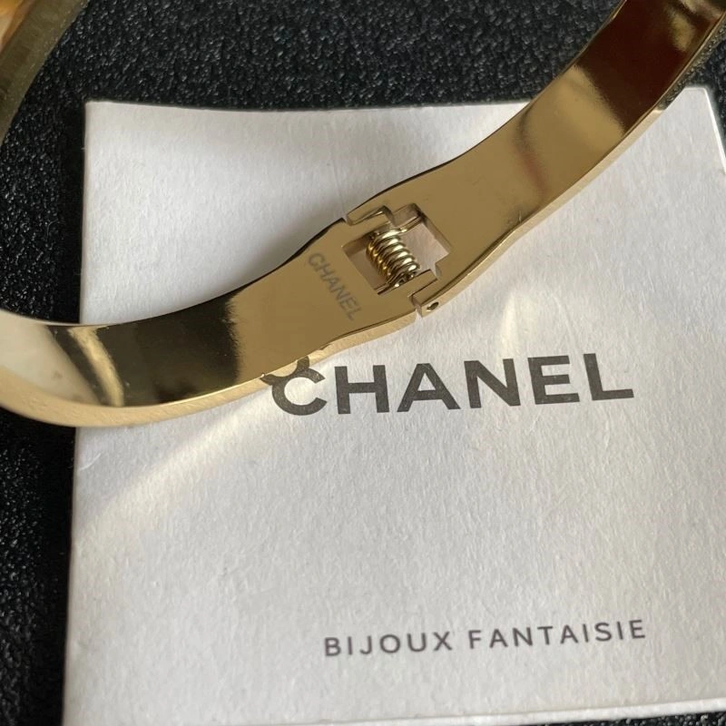 Chanel Bracelets Durable 224463