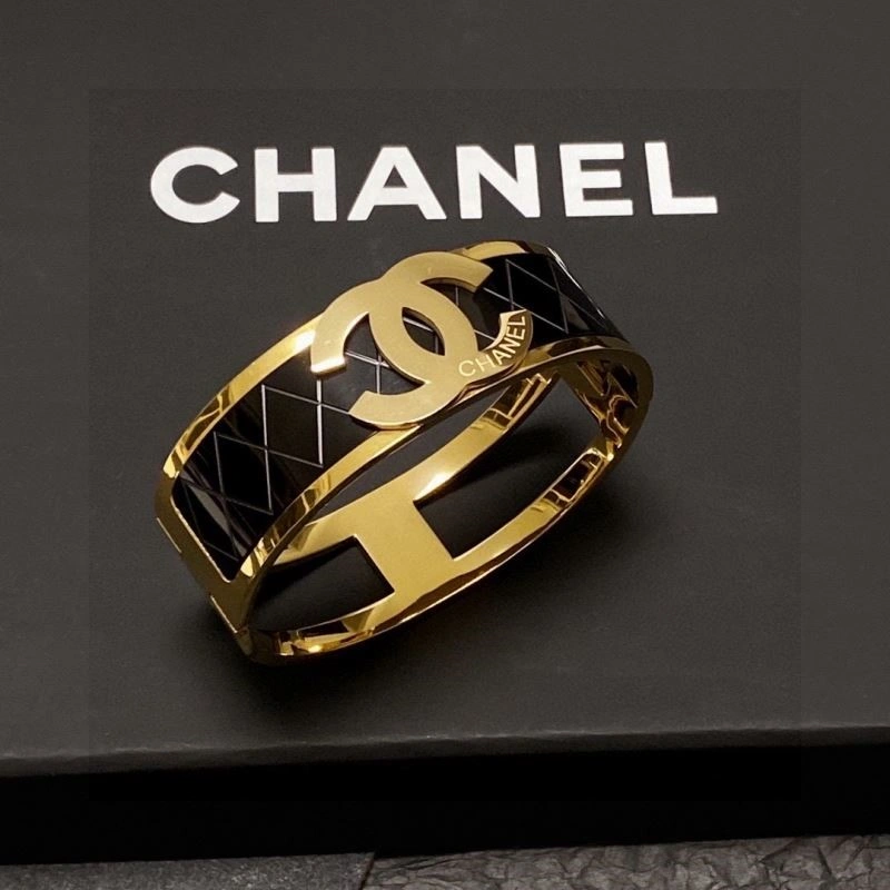 Modern Chanel Bracelets 223373