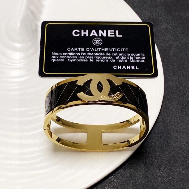Modern Chanel Bracelets 223373