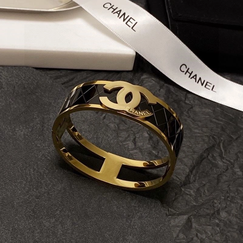 Modern Chanel Bracelets 223373