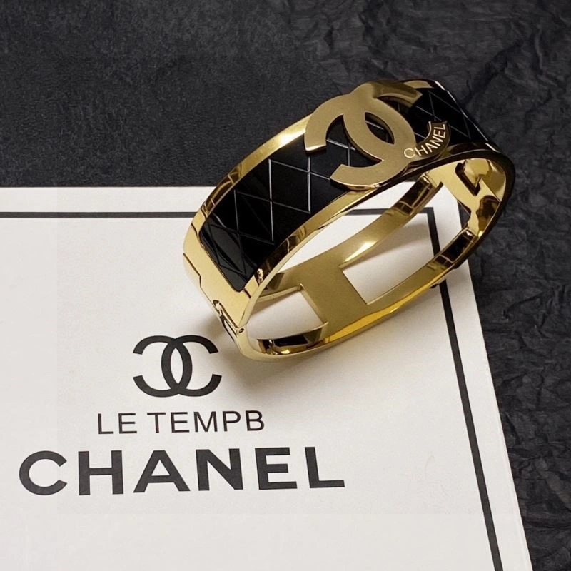 Modern Chanel Bracelets 223373