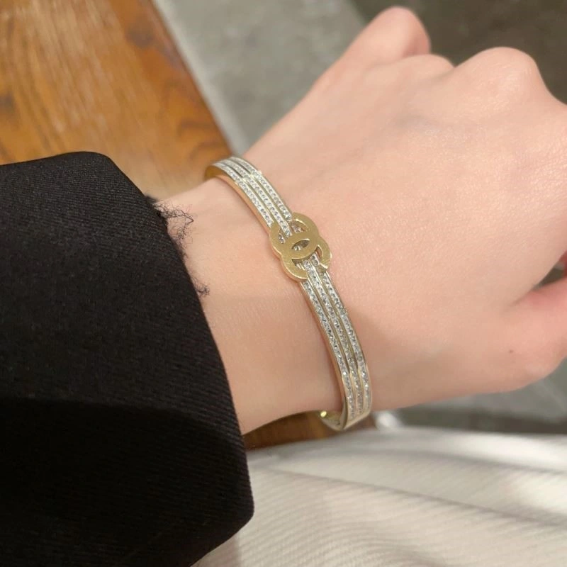 Classic Chanel Bracelets 223242