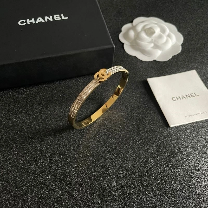 Classic Chanel Bracelets 223242