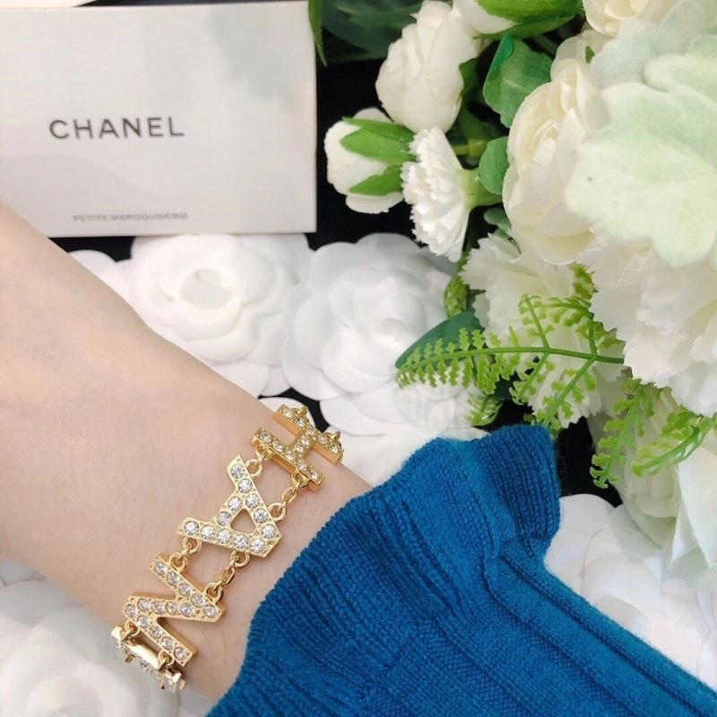 Timeless Chanel Bracelets 223296