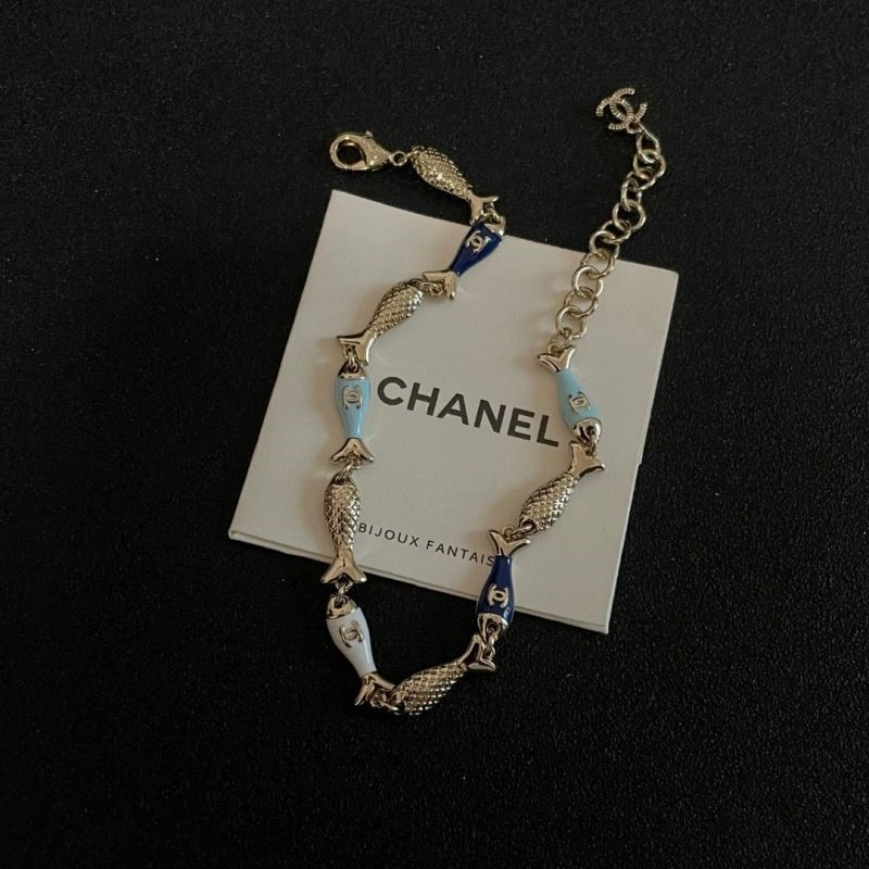 Chanel Bracelets Compact 223221