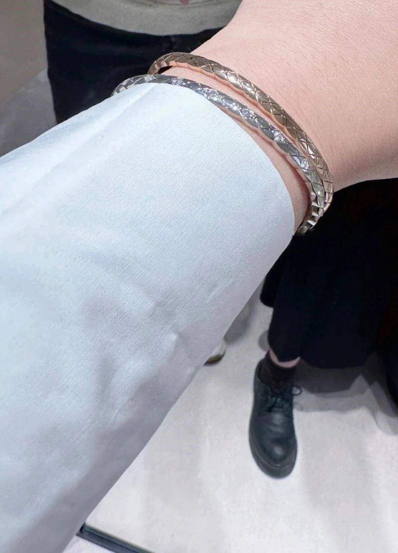 Refined Chanel Bracelets 223209