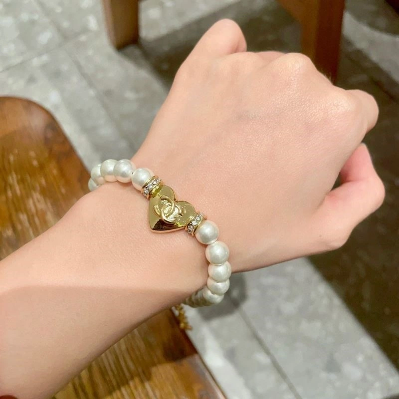 Chanel Bracelets Lightweight 223196