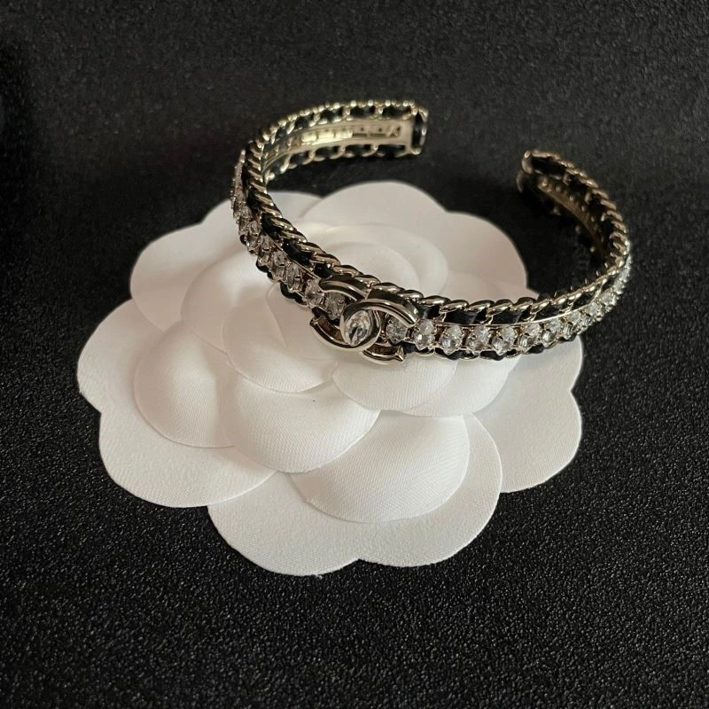 Chanel Bracelets EyeCatching 223189