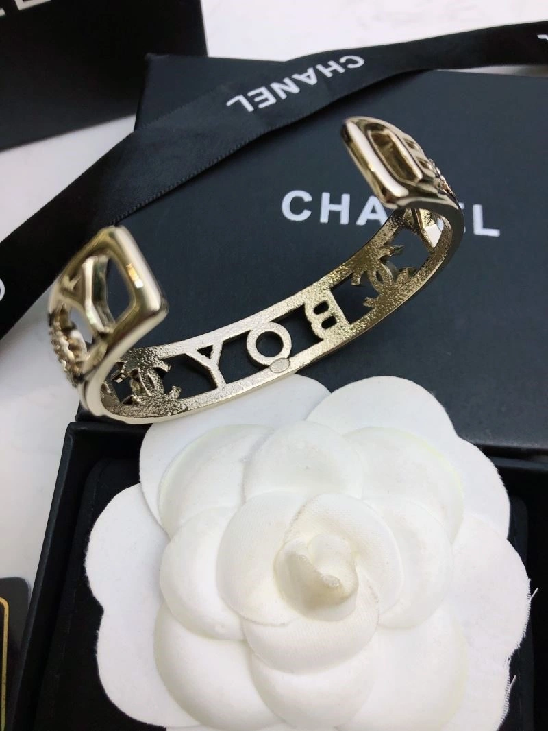 Durable Chanel Bracelets 223200