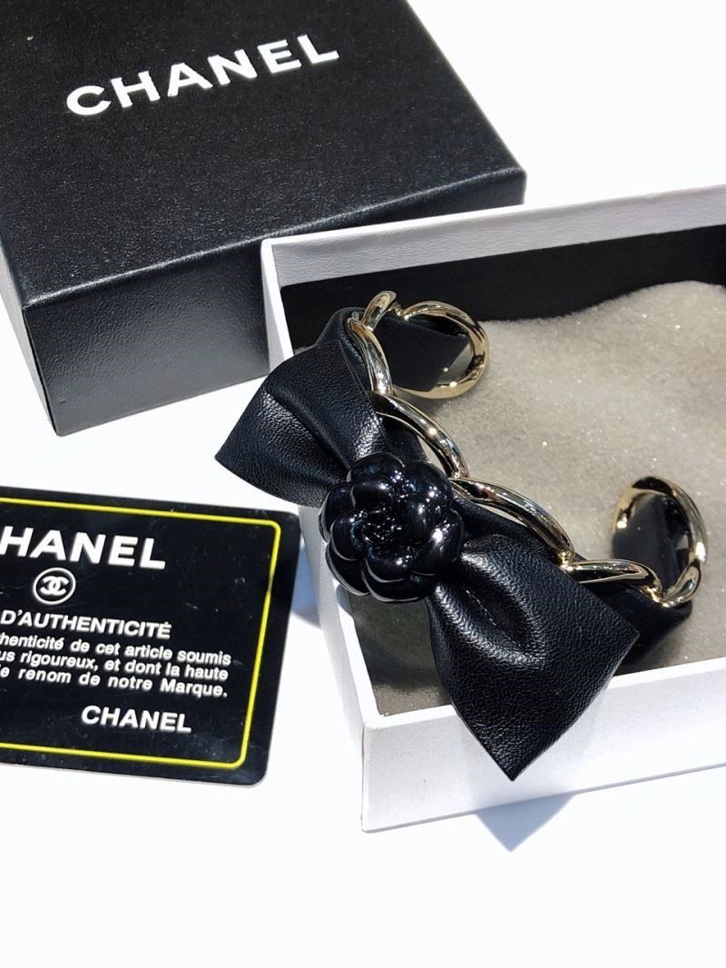 Stretchable Chanel Bracelets 223274