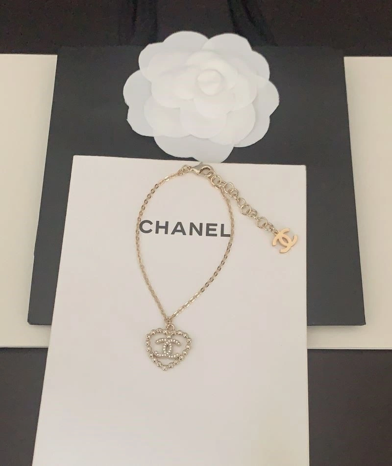 Resilient Chanel Bracelets 223194