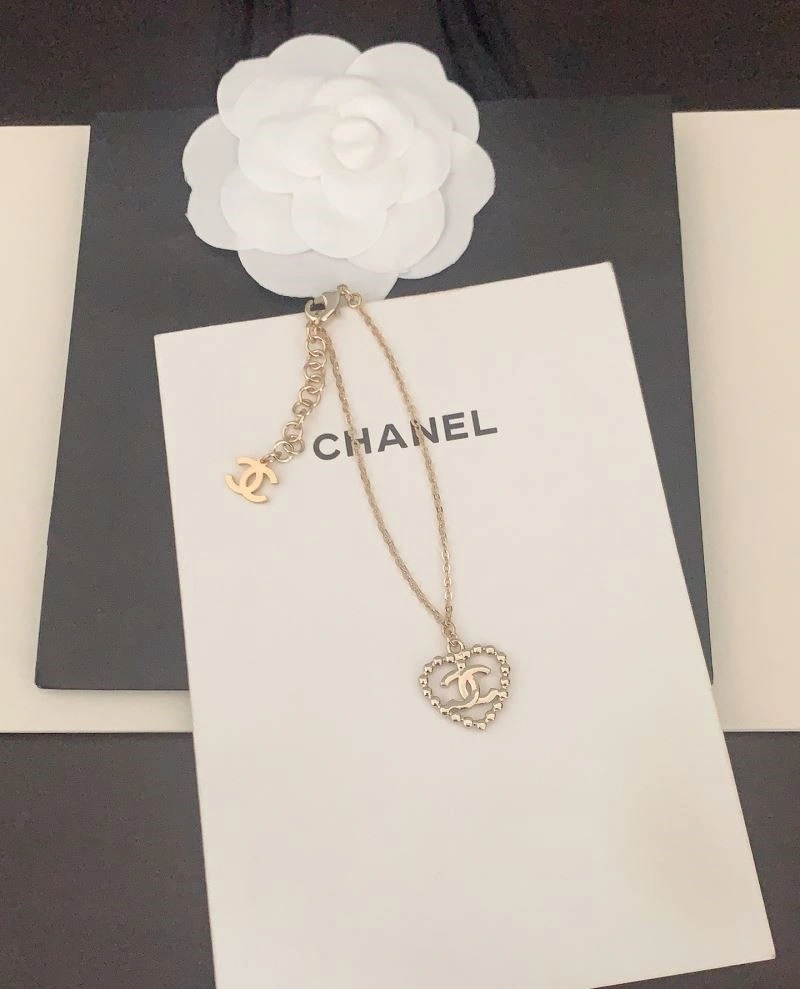 Resilient Chanel Bracelets 223194