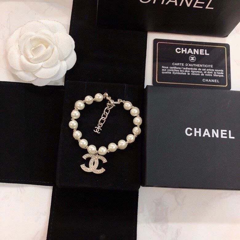 Stretchable Chanel Bracelets 222008