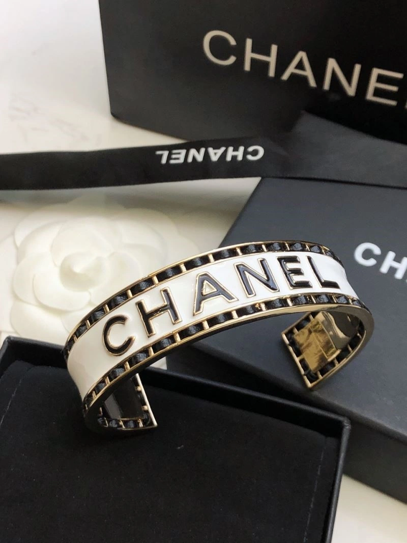 Chanel Bracelets Soft 222010