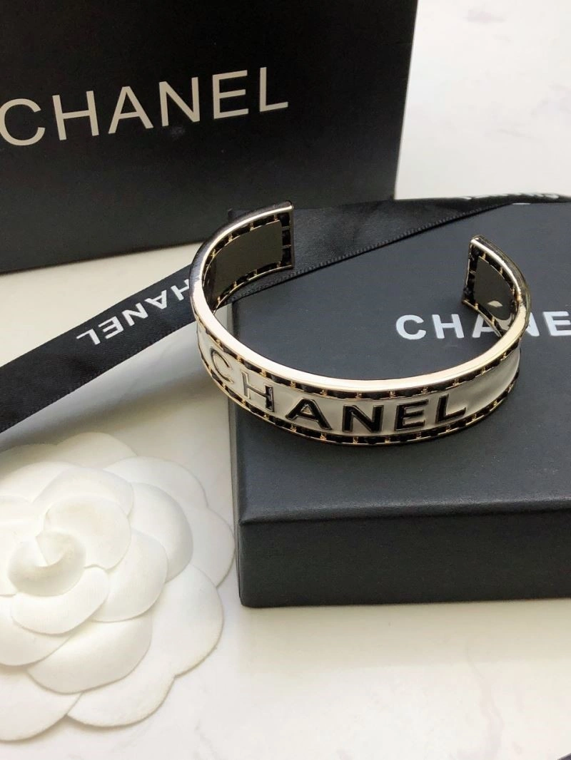 Chanel Bracelets Soft 222010