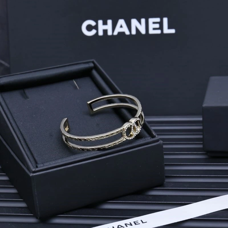 Thermal Chanel Bracelets 221979