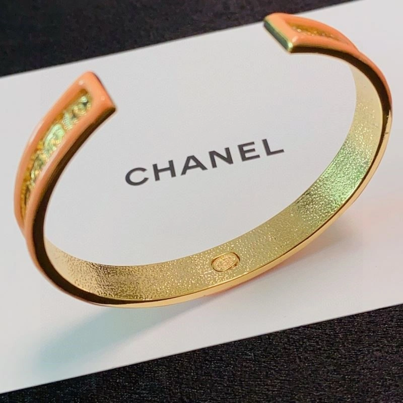 Unisex Chanel Bracelets 221976
