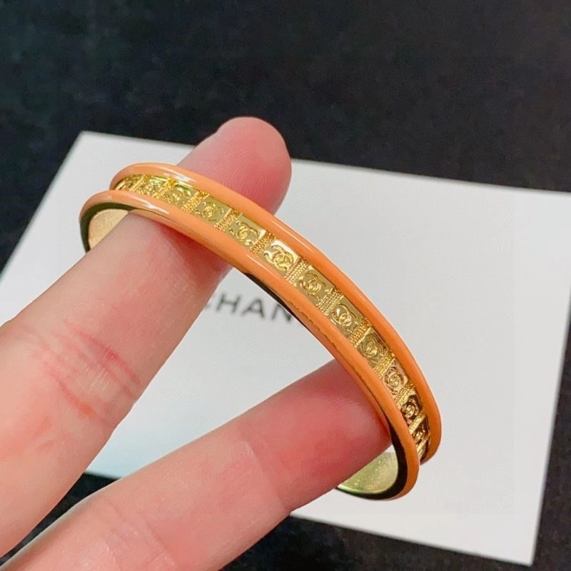Unisex Chanel Bracelets 221976