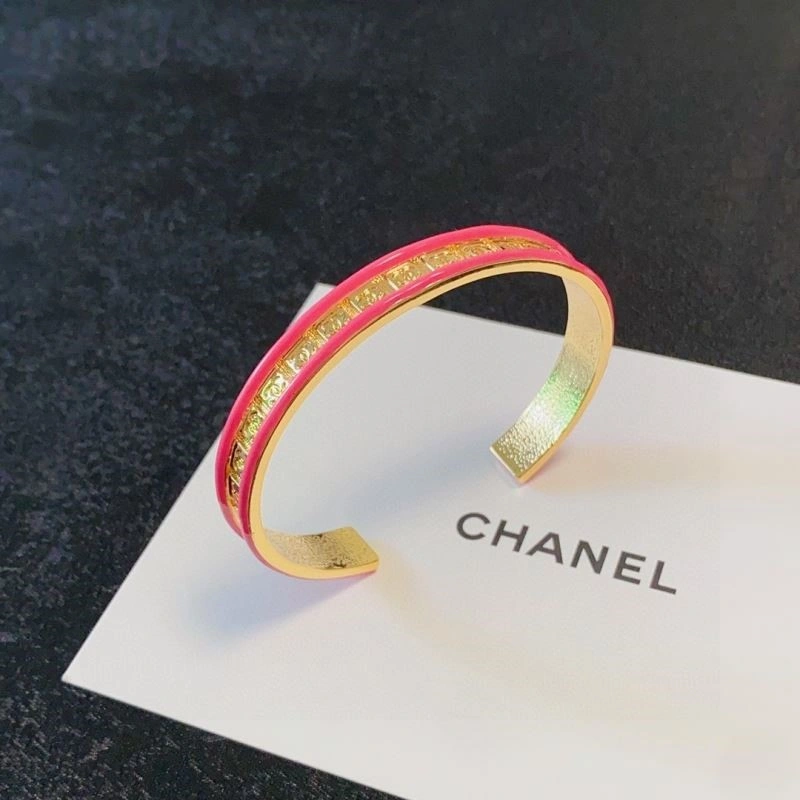 Attractive Chanel Bracelets 221984