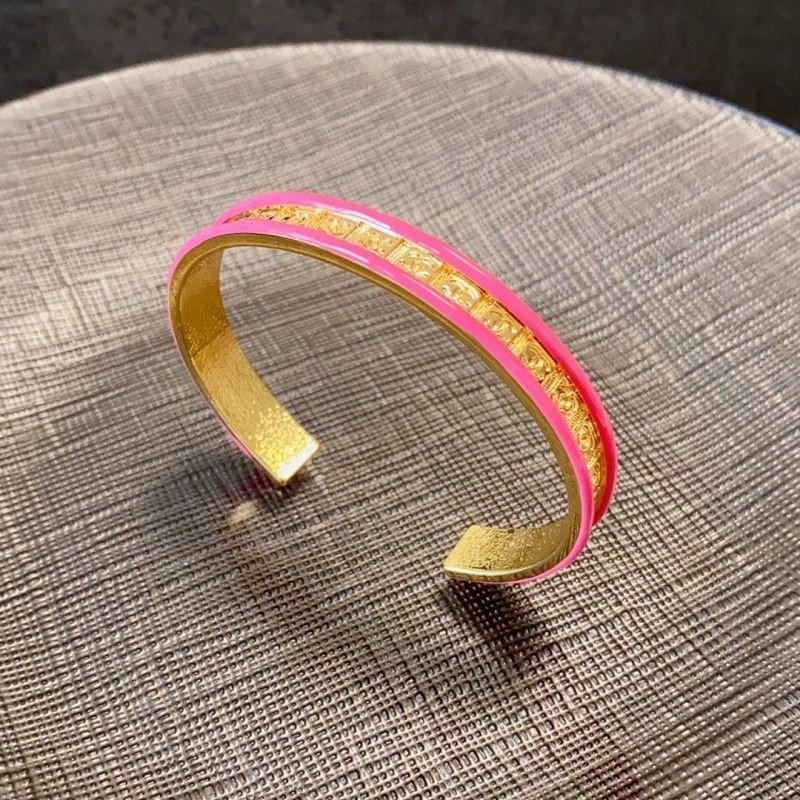 Attractive Chanel Bracelets 221984