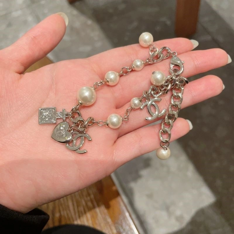 Chanel Bracelets Supportive 221980
