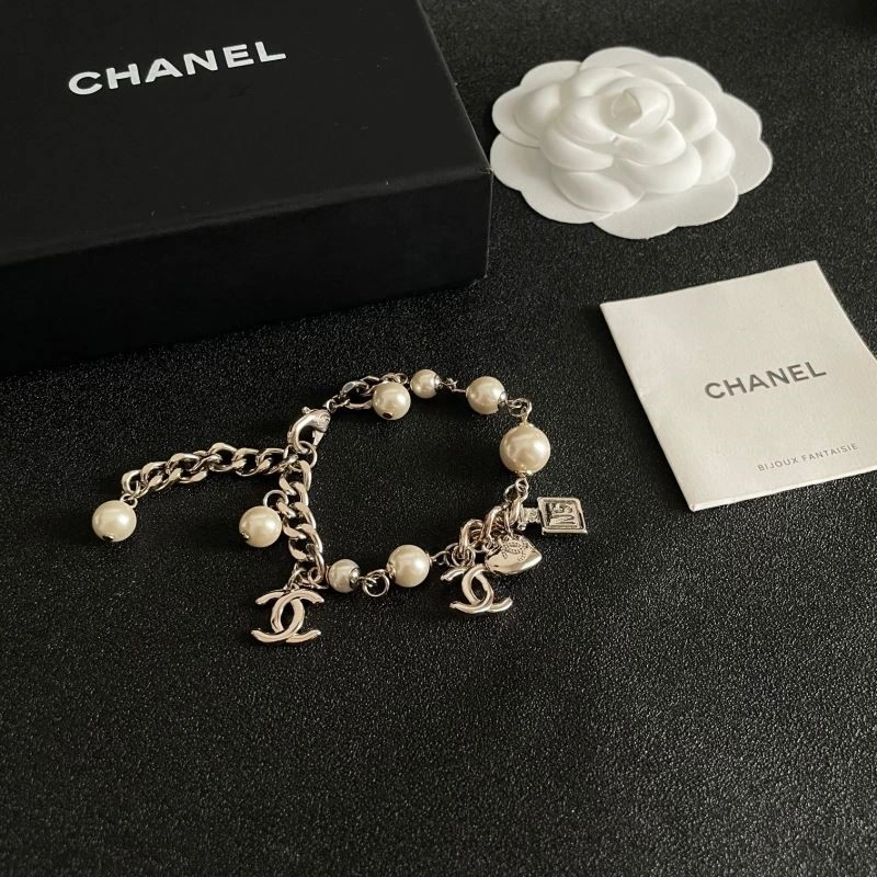 Chanel Bracelets Supportive 221980