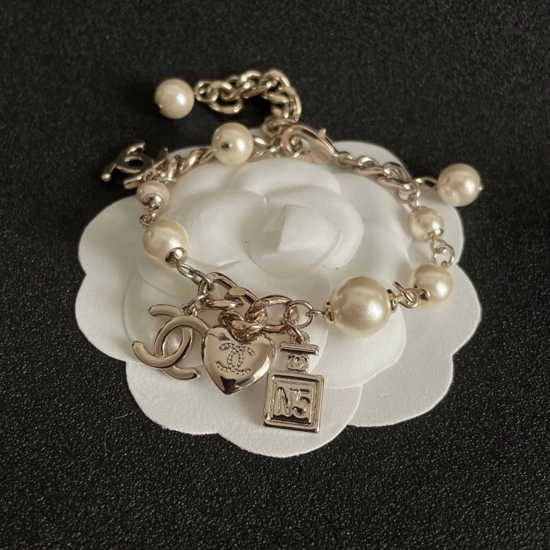 Chanel Bracelets Supportive 221980