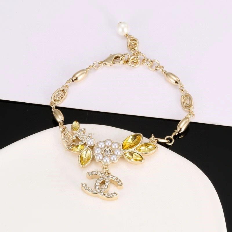 WellDesigned Chanel Bracelets 221978