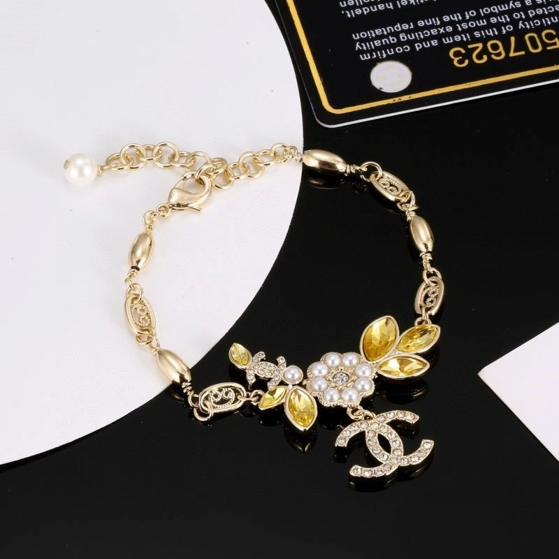 WellDesigned Chanel Bracelets 221978